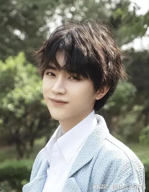 圈内人士爆料周翊然视频,圈内人士揭秘不为人知的一面 第2张 圈内人士爆料周翊然视频,圈内人士揭秘不为人知的一面 第2张